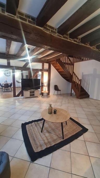 Apartamento Duplex De Prestige Troyes Exterior foto