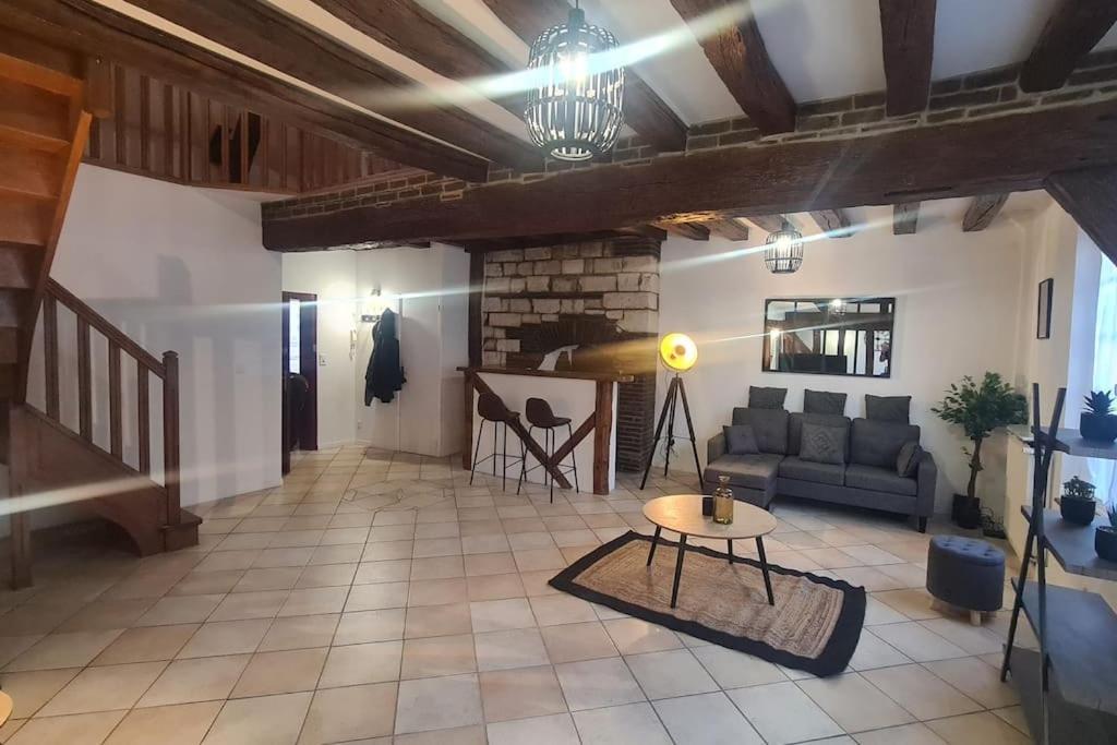 Apartamento Duplex De Prestige Troyes Exterior foto